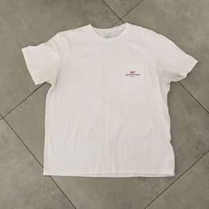 Vineyard Vines T-shirt